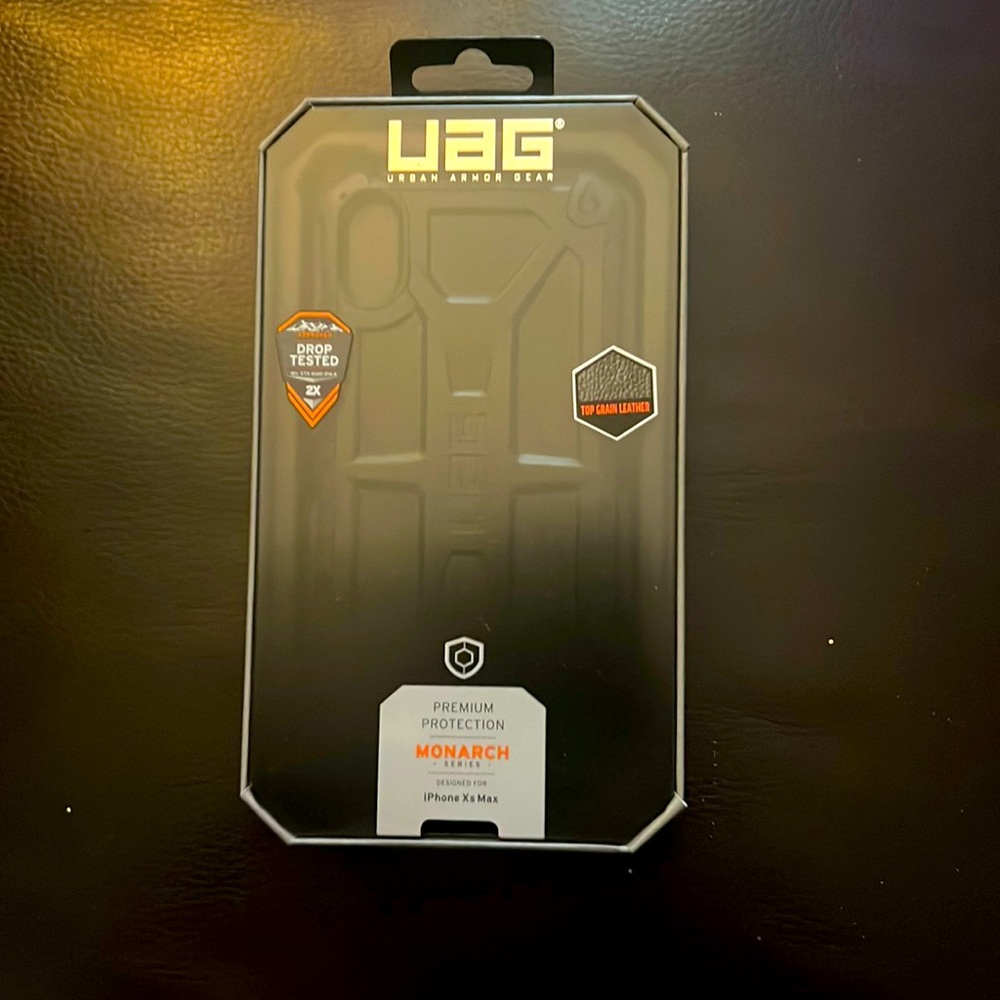 UAG  monarch series iPhone XS Max phone case